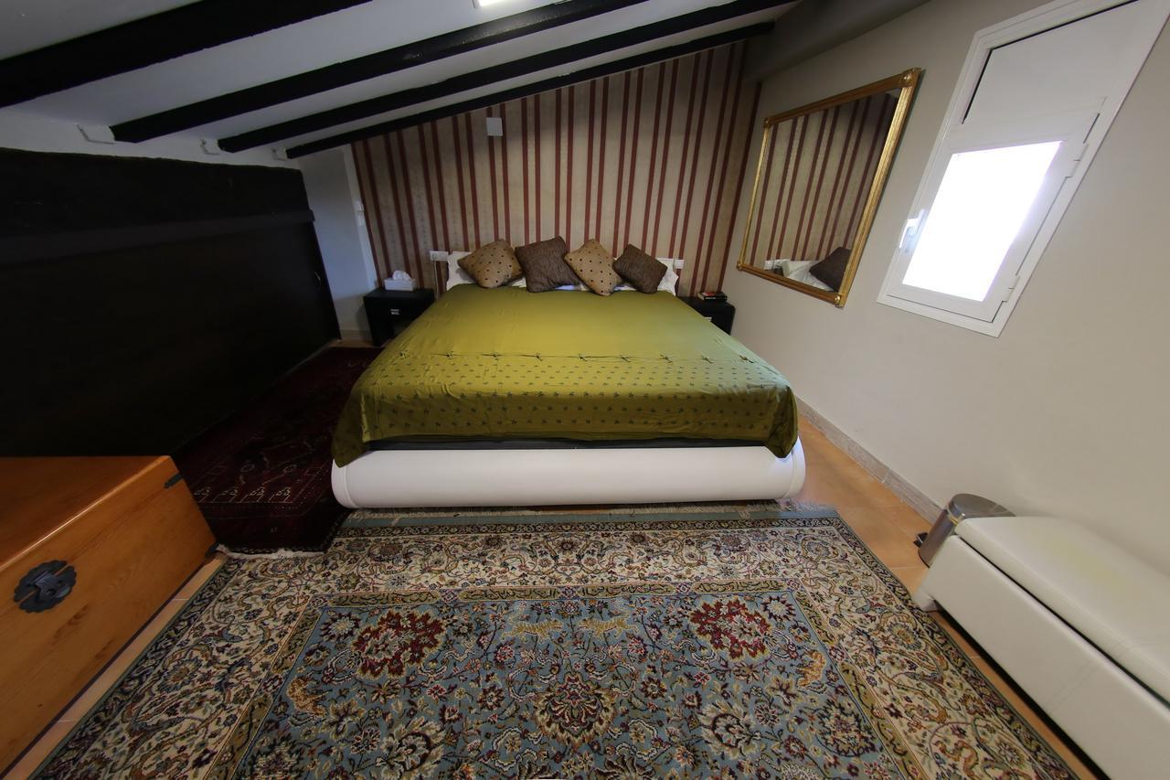 Hostal Santa Teresa Reus Eksteriør bilde