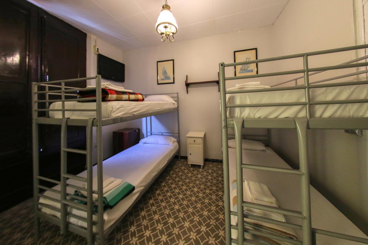 Hostal Santa Teresa Reus Eksteriør bilde