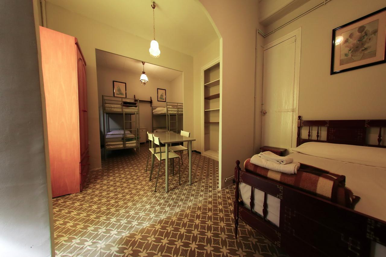 Hostal Santa Teresa Reus Eksteriør bilde